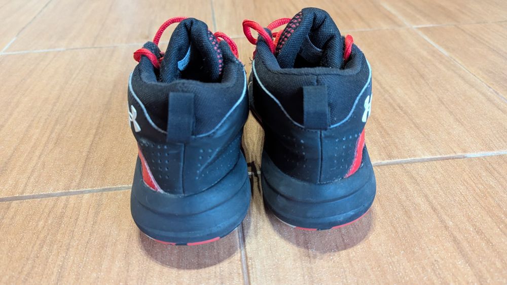 Детски маратонки Under Armur 36.5