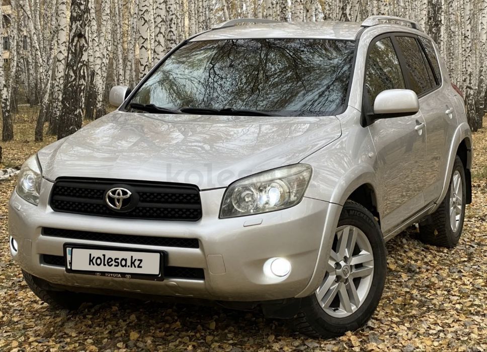 Продам Toyota RAV4