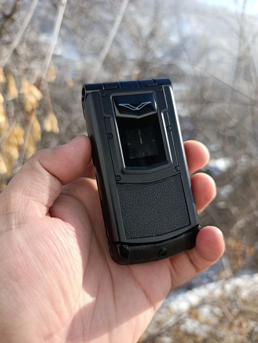 Vertu Ayxta Vertu s