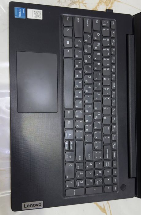 Ноутбук Lenovo V15 G3 IAP в отличном состоянии