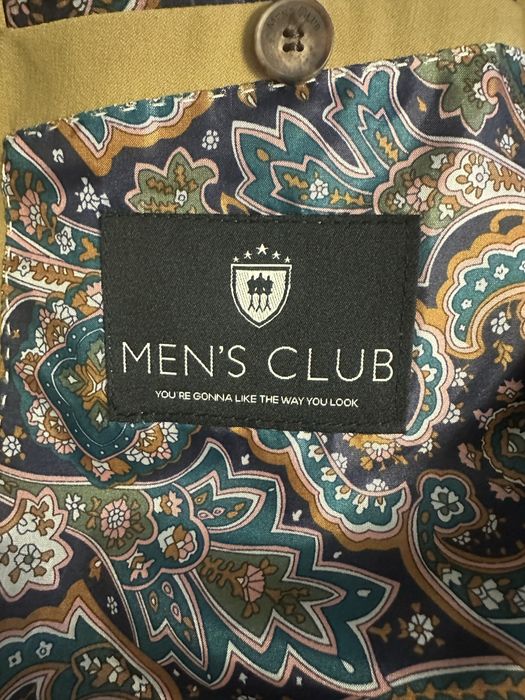 Costum MEN’S CLUB Marimea  S