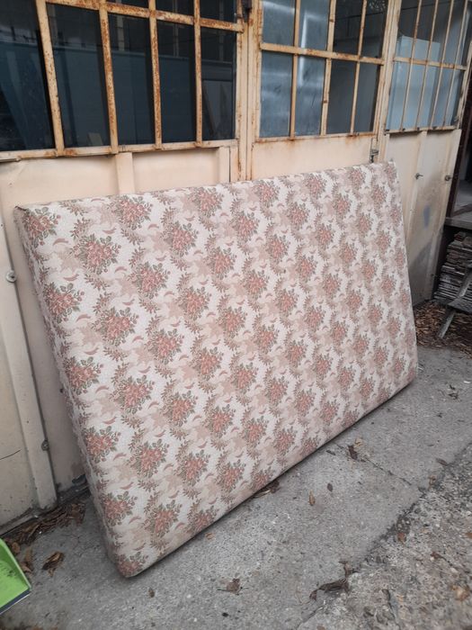 Матраци за спалня