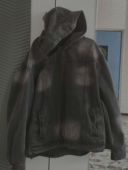 Толстовка черная