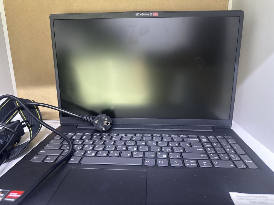Lenovo V15 G4 AMN