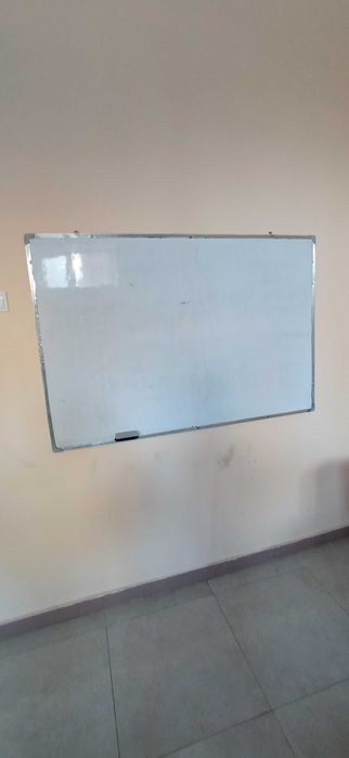 Parta va stullar, doskalar b/u