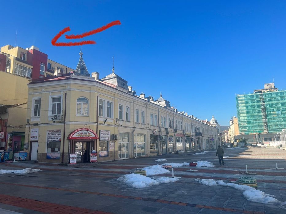 Двустаен разширен апартамент, Топ Център