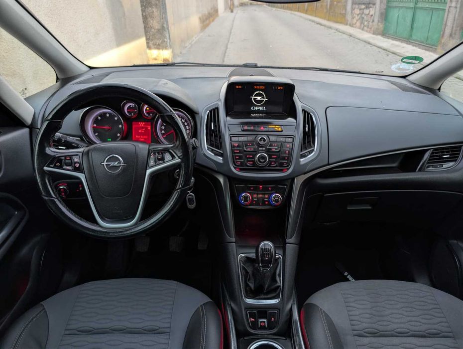 OPEL Zafira 2012 — imagine 4