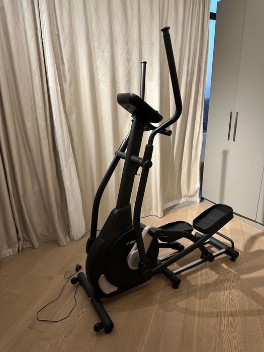 Эллиптический тренажёр