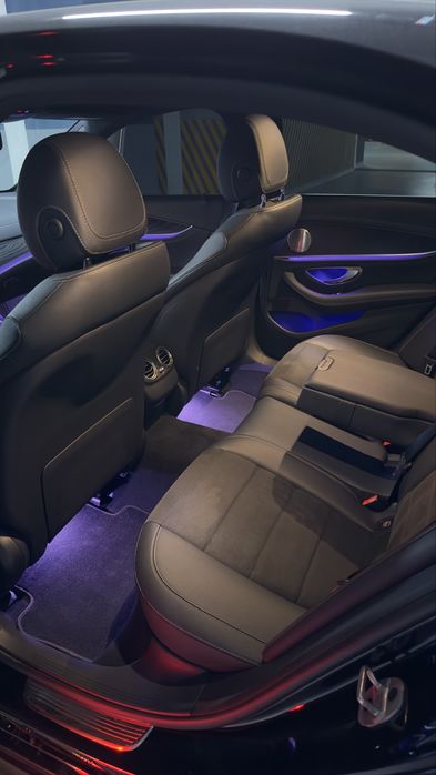 Mercedes Benz W213 E200 4matic