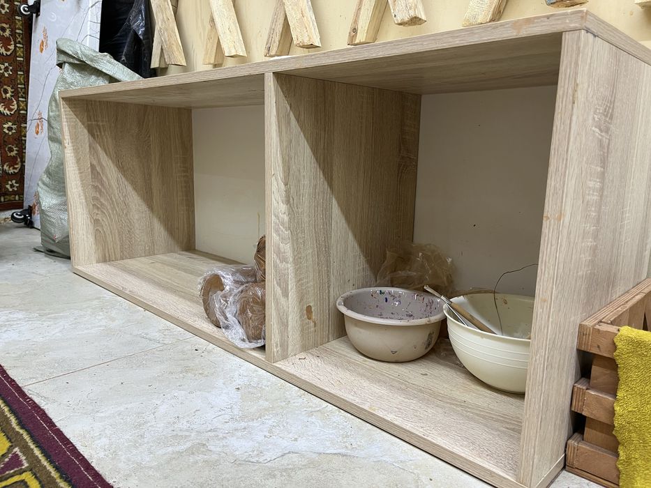 Продаются деревянные ПОЛКИ, ТУМБЫ