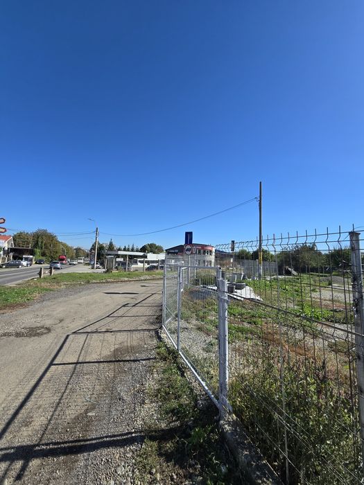 Inchiriez teren  intravilan