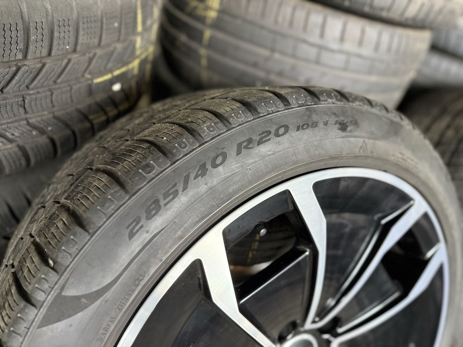 Jante originale Porsche Taycan pe 20” TVA Deductibil