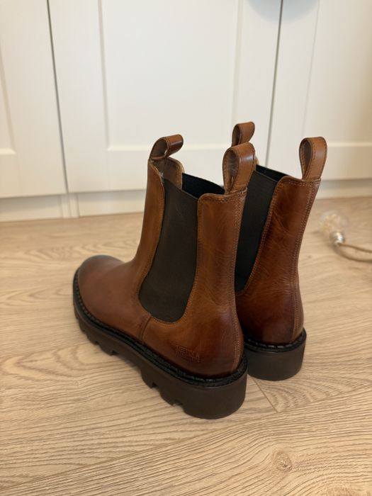 Botine Melvin & Hamilton