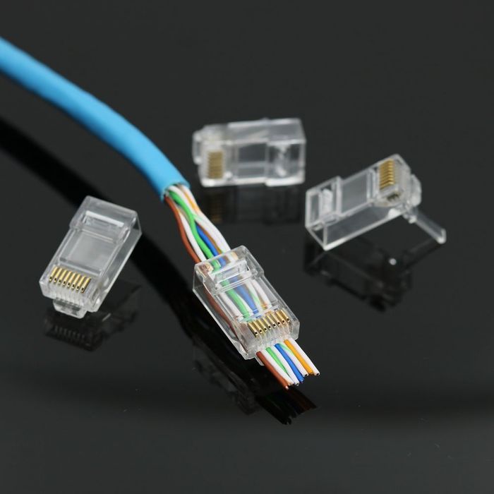 RJ45 конектор штекер оптика . Konektor shteker rj45.