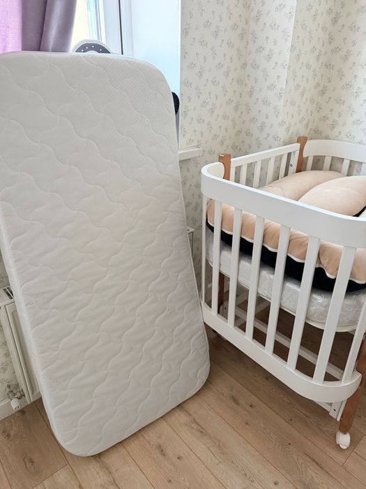 Продаем детскую кроватку