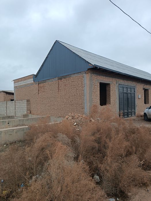 Hovli sotiladi  4 sotihlik