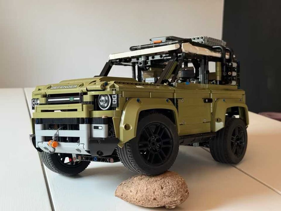 Lego Tehnic 42110: Land Rover Defender