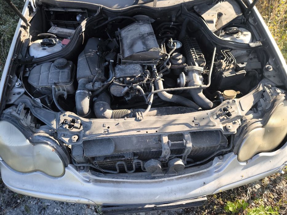 Мерцедес С220 CDI На части Mercedec