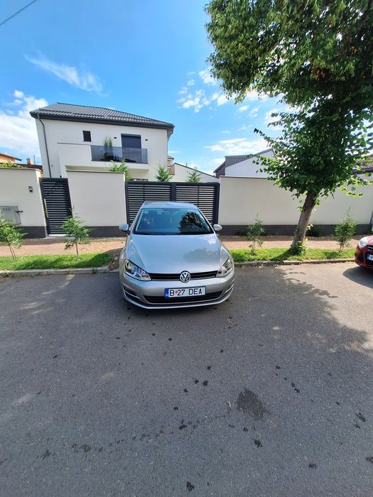 VOLKSWAGEN Golf 2013