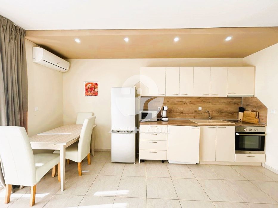 Продава се Тристаен апартамент в Свети Влас - 100 кв.м за 765 €/кв.м - Снимка #3