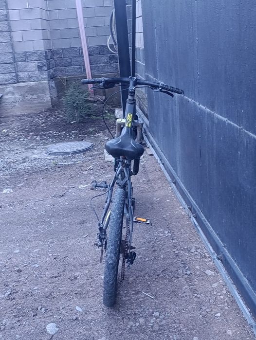 Продам  срочно велосипед ничё ненада делать