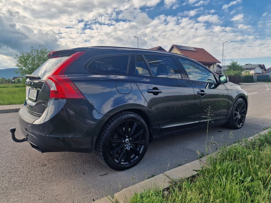 Volvo v60 plug-in hybrid 4x4 283CP