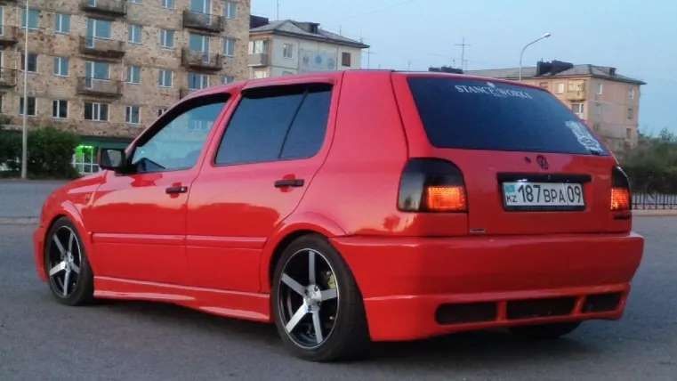 Volkswagen Golf3, Vento.