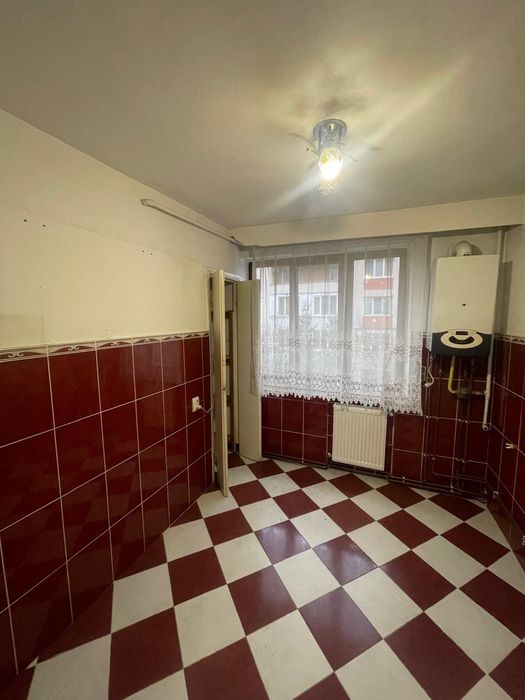 Apartament str Olteniei 4 camere