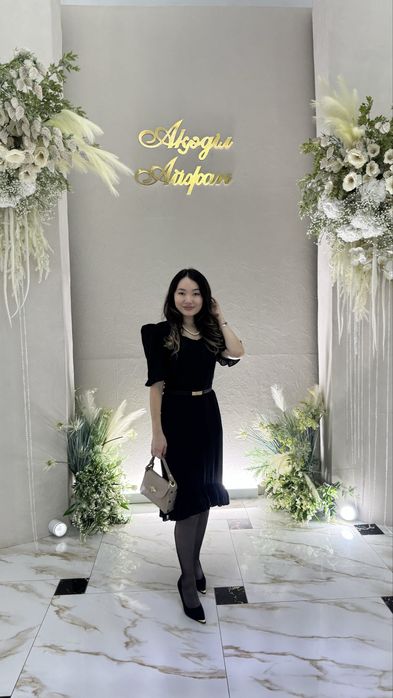 Продам нарядное платье