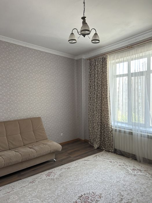 Сдам посуточно 4 к кв ЖК “Арай”