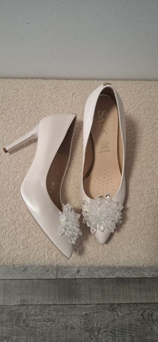 Pantofi dama eleganti , din piele