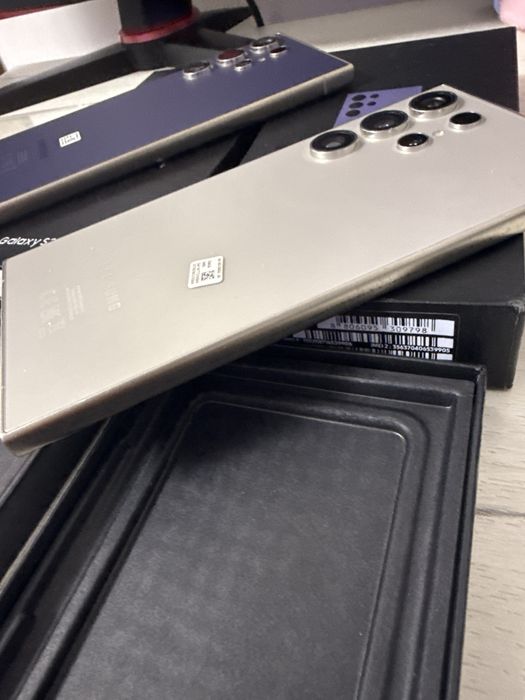 Samsung  S24 Ultra  1TB si 256Gb la cutie intretinute