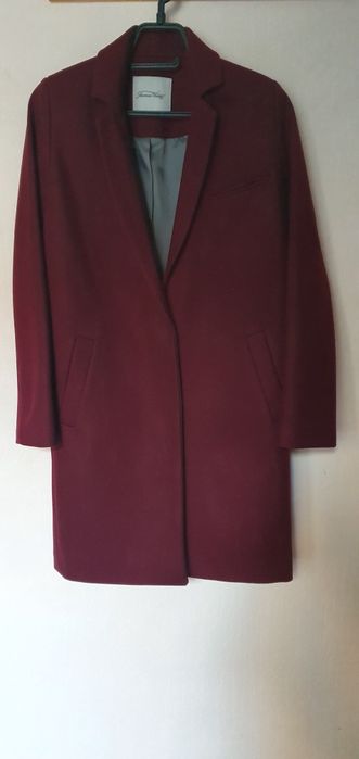 Дамско вълнено палто.