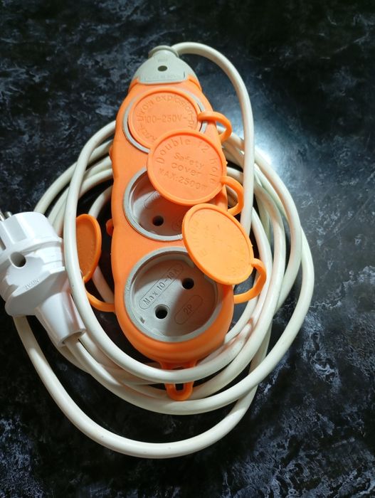 Продам удлинитель в отличном состоянии.