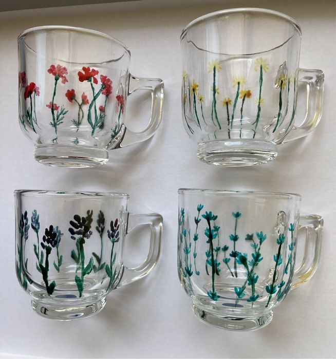 Комплект чашки, подходящи за подарък