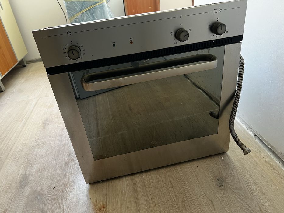Vand cuptor si frigider whirlpool