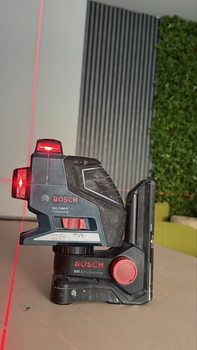Лазарен нивелир  Bosch GLL2-80 P