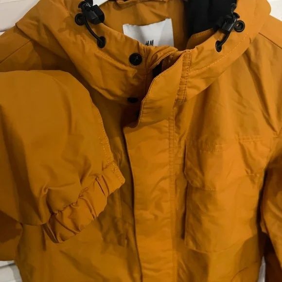 Geaca + Tricou ( pret ambele