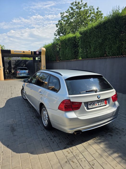 BMW 3 Series 2011 — imagine 4
