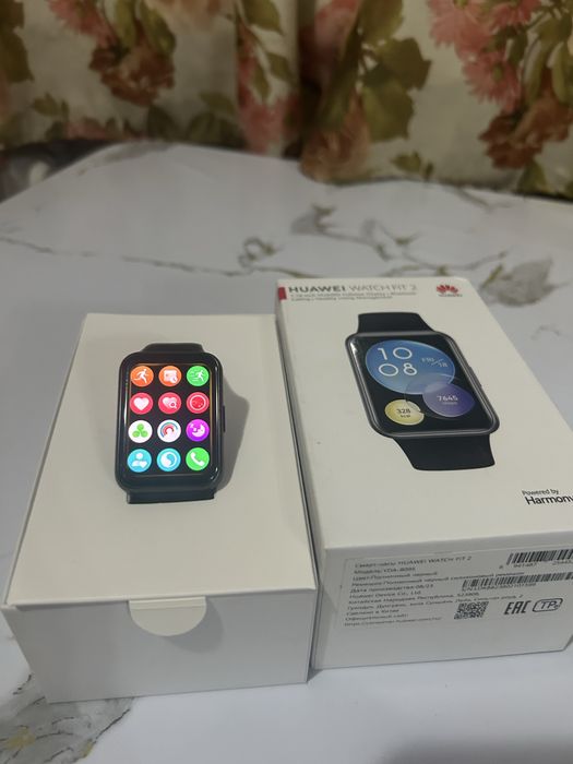 Продам смарт часы Huawei WATCH FIT2