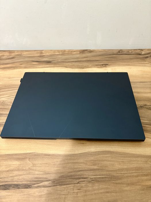 Продам ноутбук Asus Zenbook