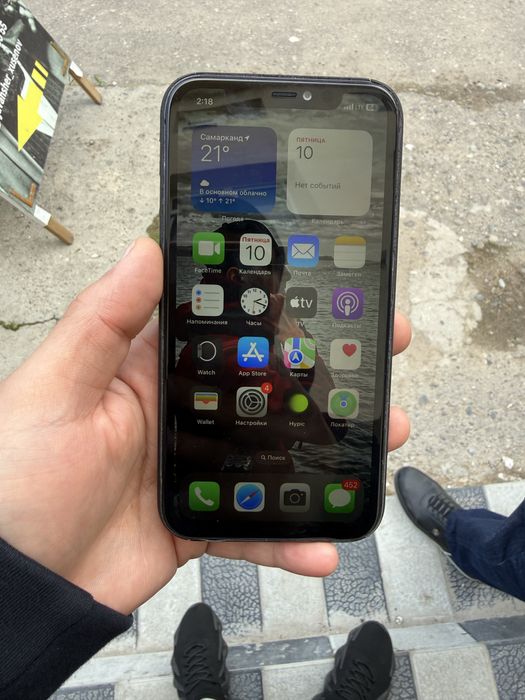 Srochna Iphone 11 64 GB Sotiladi