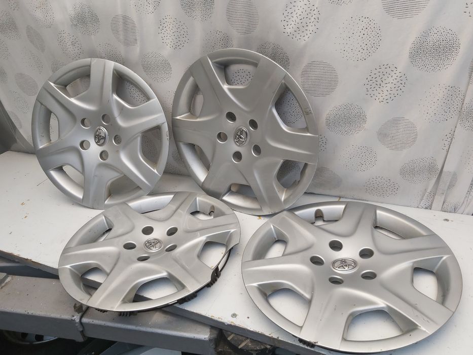 Тасове Toyota 16 оригинални