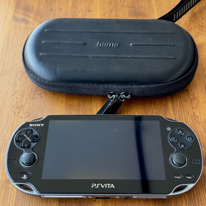 Sony PlayStation Vita (PS Vita) OLED Модел 1000 – Отлично състояние!