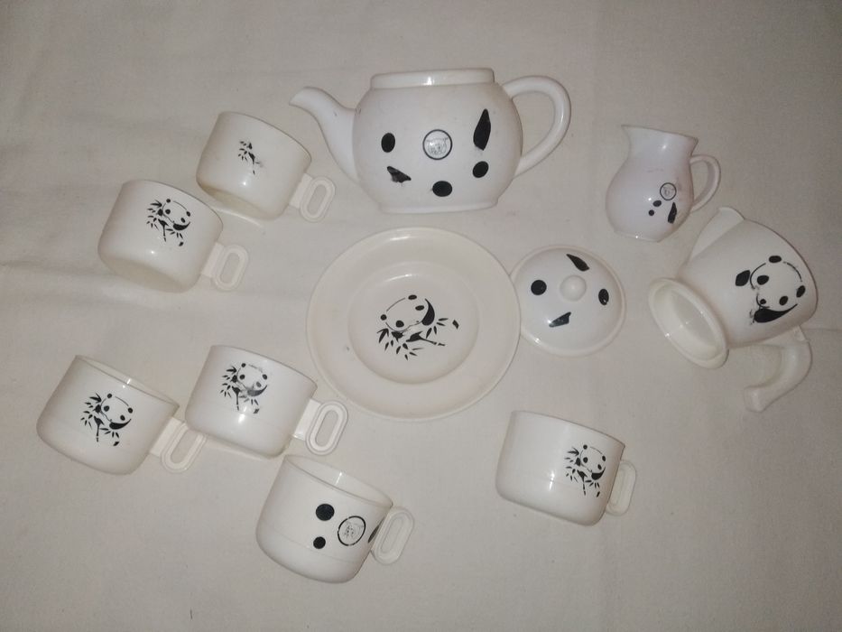 Игрушки - кубики и посуда детскаяяя