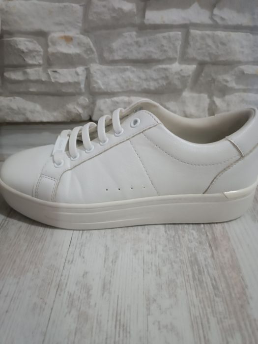 ALDO-бели сникърси.!