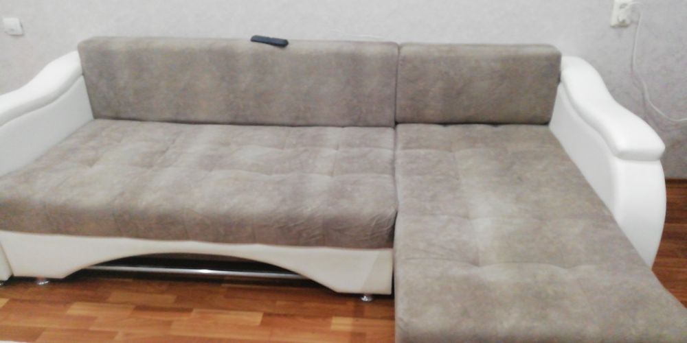 Диван угловой большой