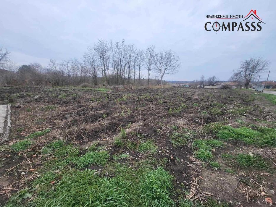 с. Смолница, обл. Добрич, къща с двор – 78000лева!