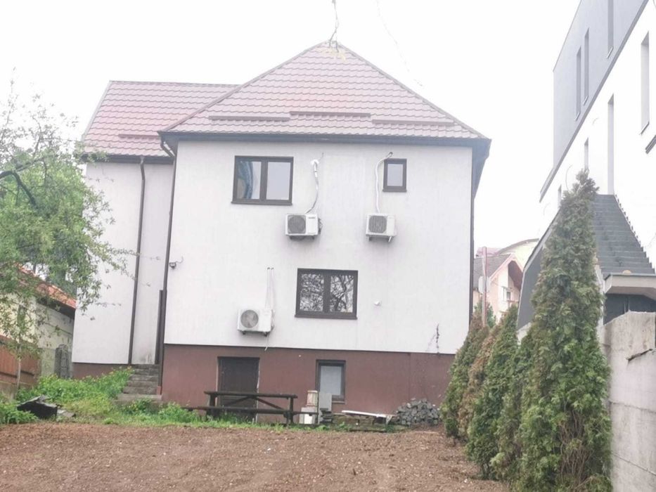 Vand casa pe strada Meteor, cartier Zorilor