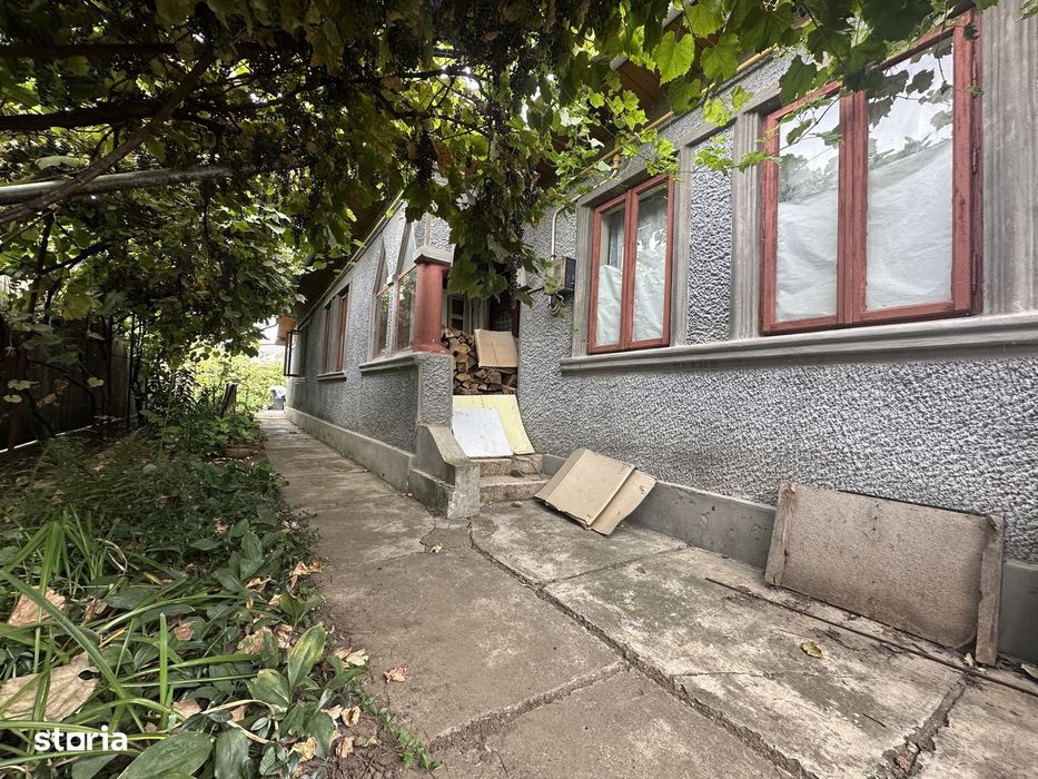 Agentia imobiliara VIGAFON vinde casa 3 camere Malu Rosu